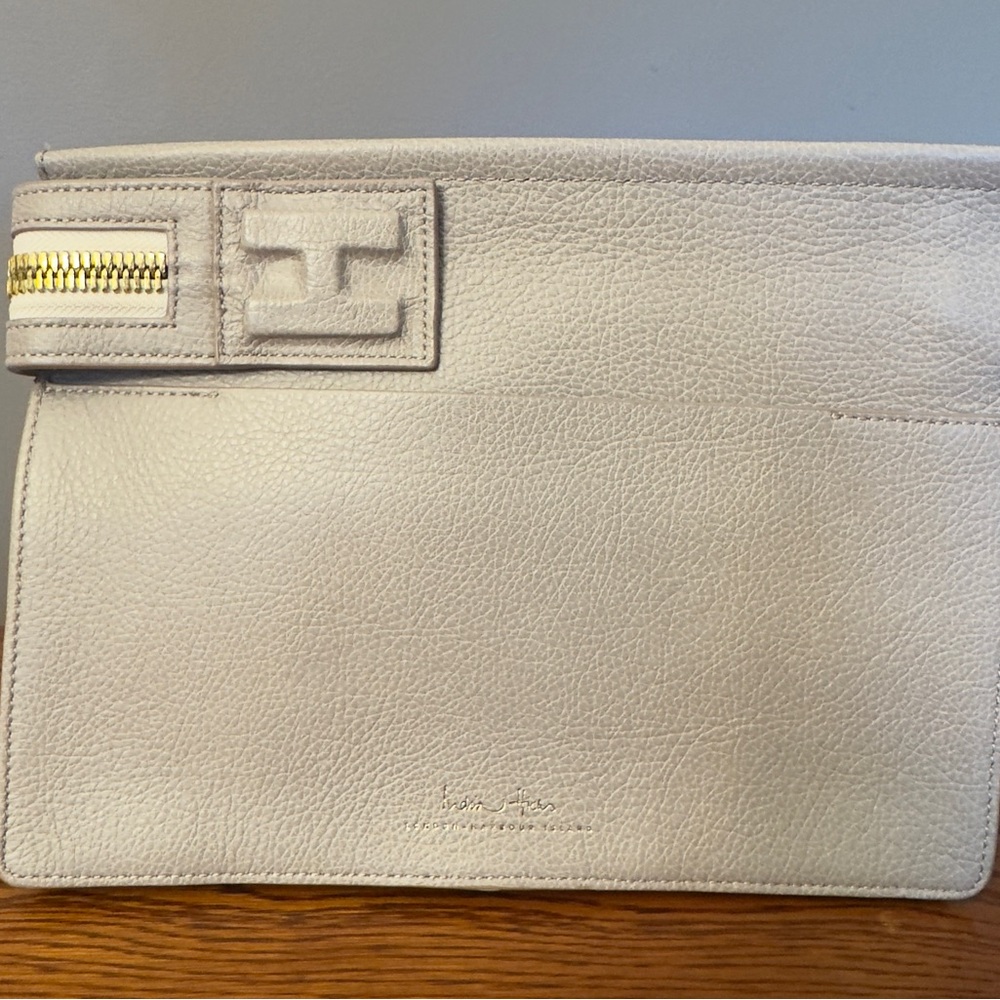 India Hicks Big Zipper Clutch in Pebble Gray